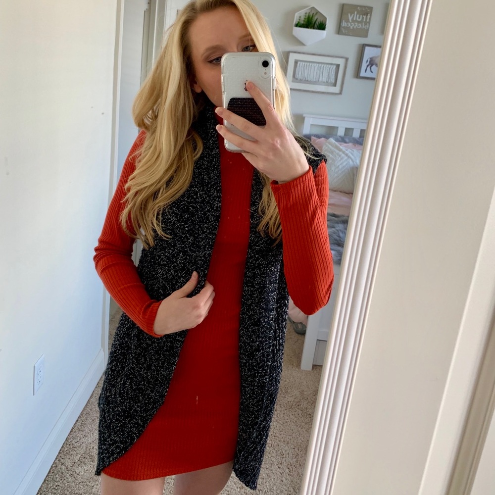 Knitted vest